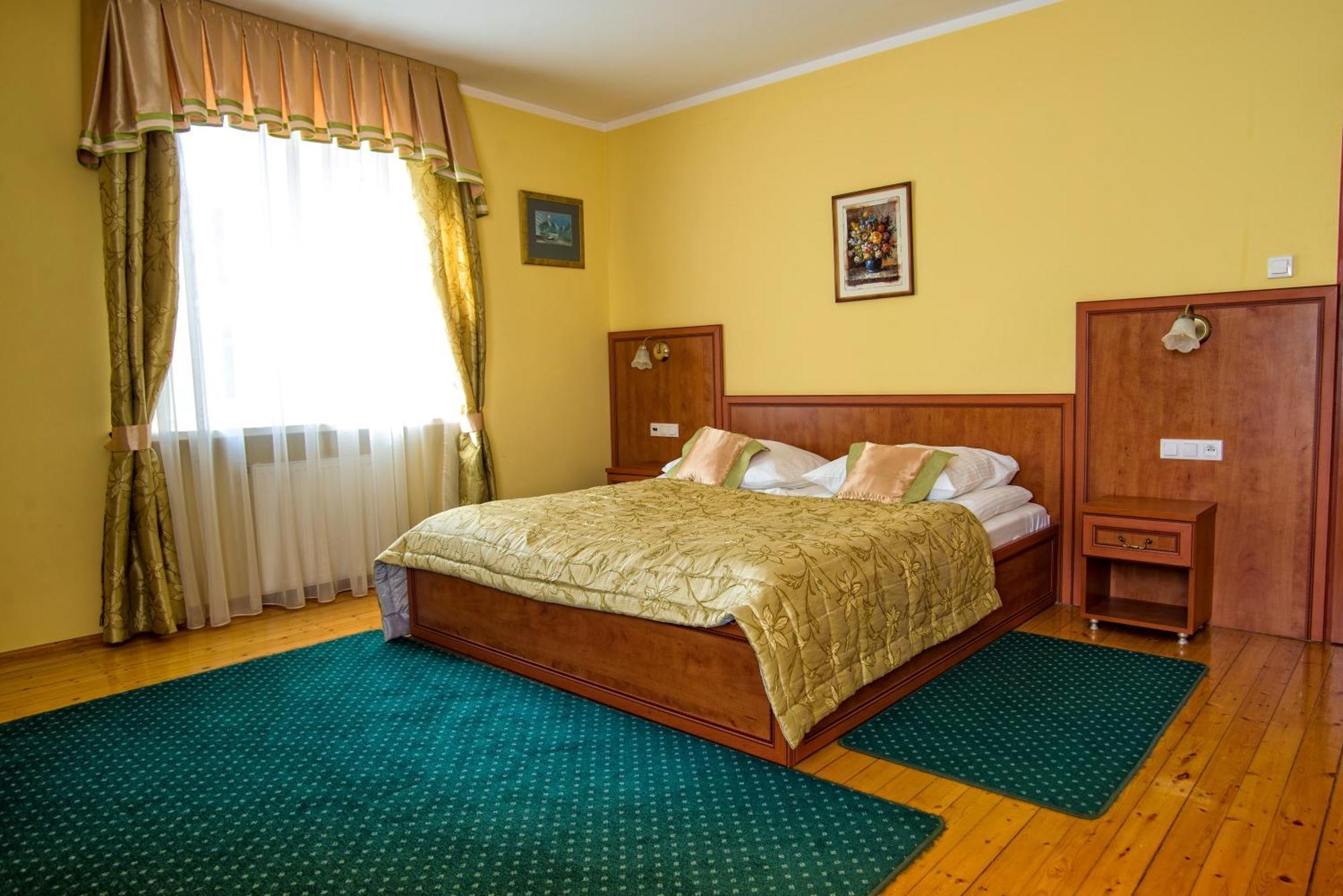 Hotel Adalbertus Gniezno Exterior foto